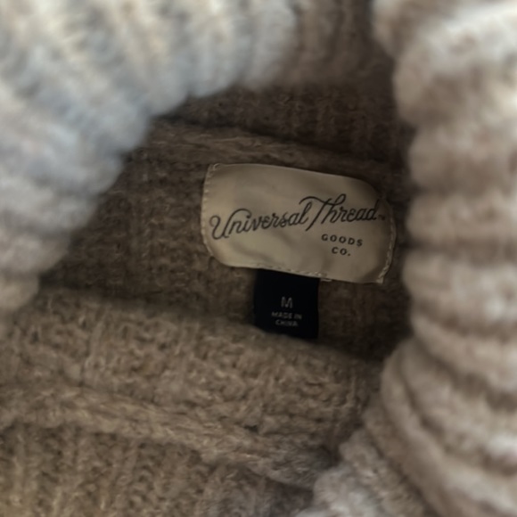 Knit Turtle Neck Sweater - Picture 4 of 5